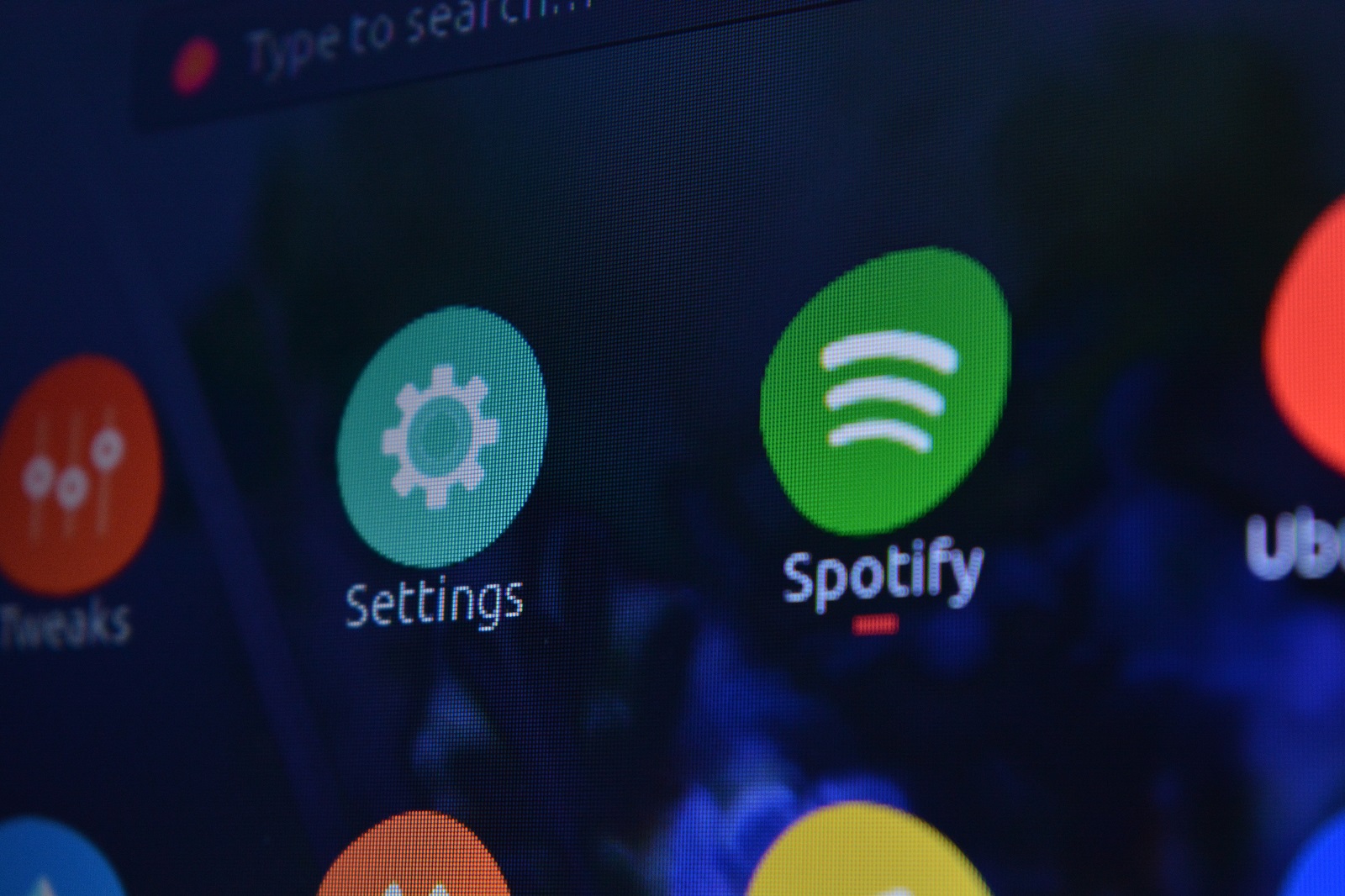 How To Install Spotify In Ubuntu Linux Mint And Other Distros How To Install Spotify In Ubuntu Linux Mint And Other Distros